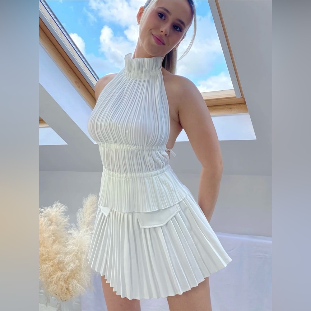 Low Profile Pleated skirt set